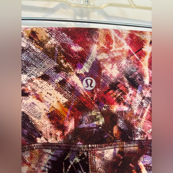 Lululemon - Wunder train High Rise Tight 25" in Urbantricity - Picture 4 of 9